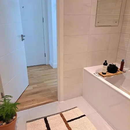 Cozy Double Room With Large En Suite Near Canary Wharf London With Amazing Views In A Shared Apartment Esterno foto